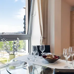 Stylish Garden View Apartment Edinburgh